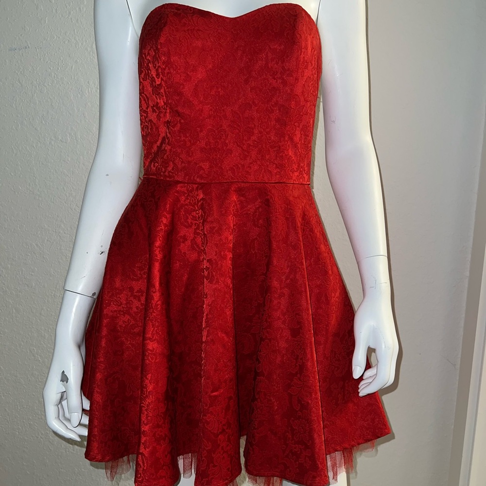 Red Forever 21 party cocktail Christmas dress 💋